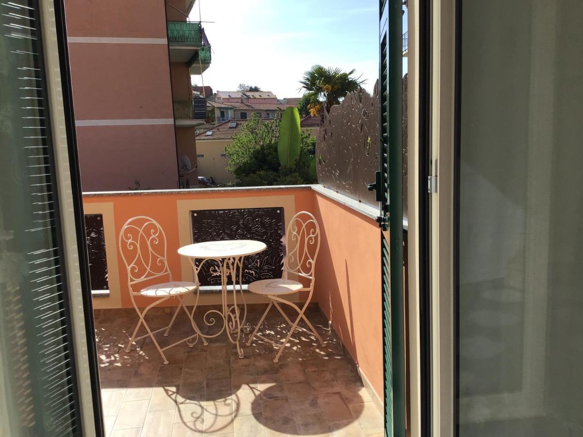 Casa Luigia Rooms Mtb In Finalborgo Bike Room Tour Ebike Trekking Finale Ligure Kültér fotó