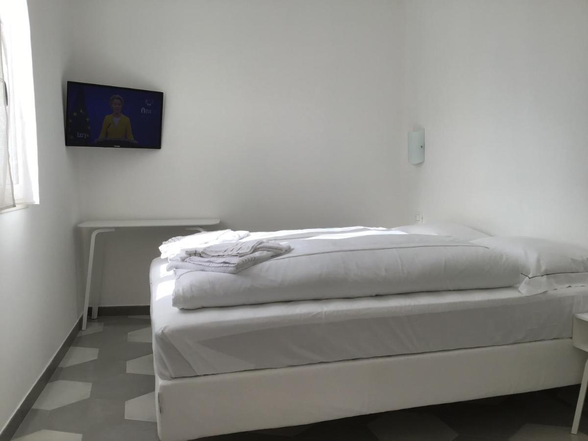 Casa Luigia Rooms Mtb In Finalborgo Bike Room Tour Ebike Trekking Finale Ligure Kültér fotó