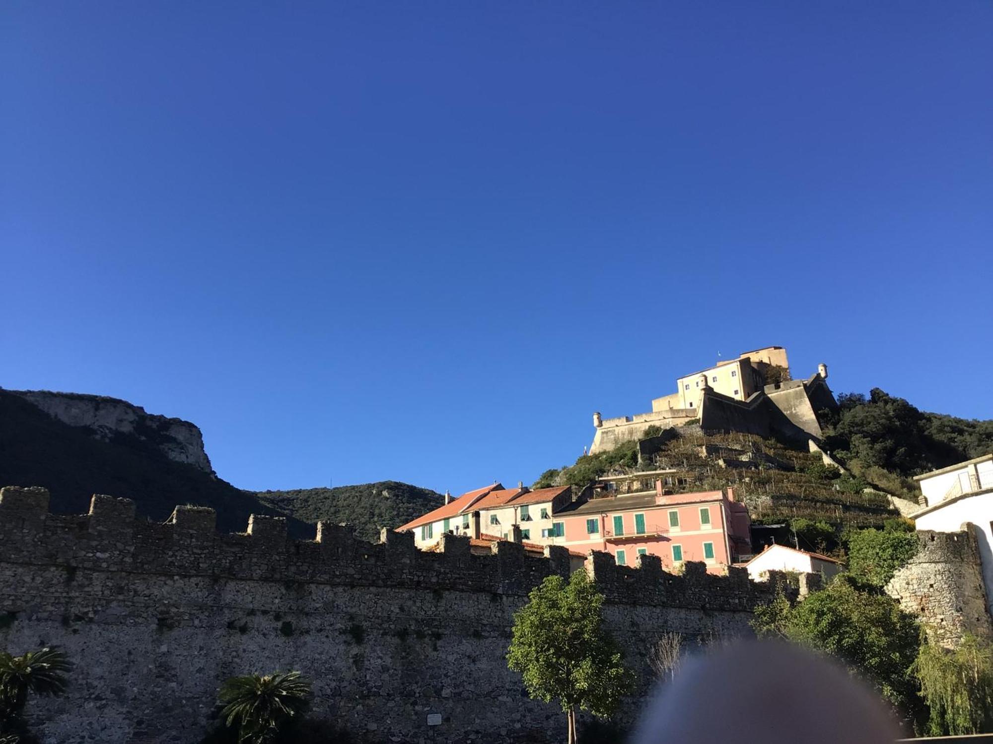 Casa Luigia Rooms Mtb In Finalborgo Bike Room Tour Ebike Trekking Finale Ligure Kültér fotó