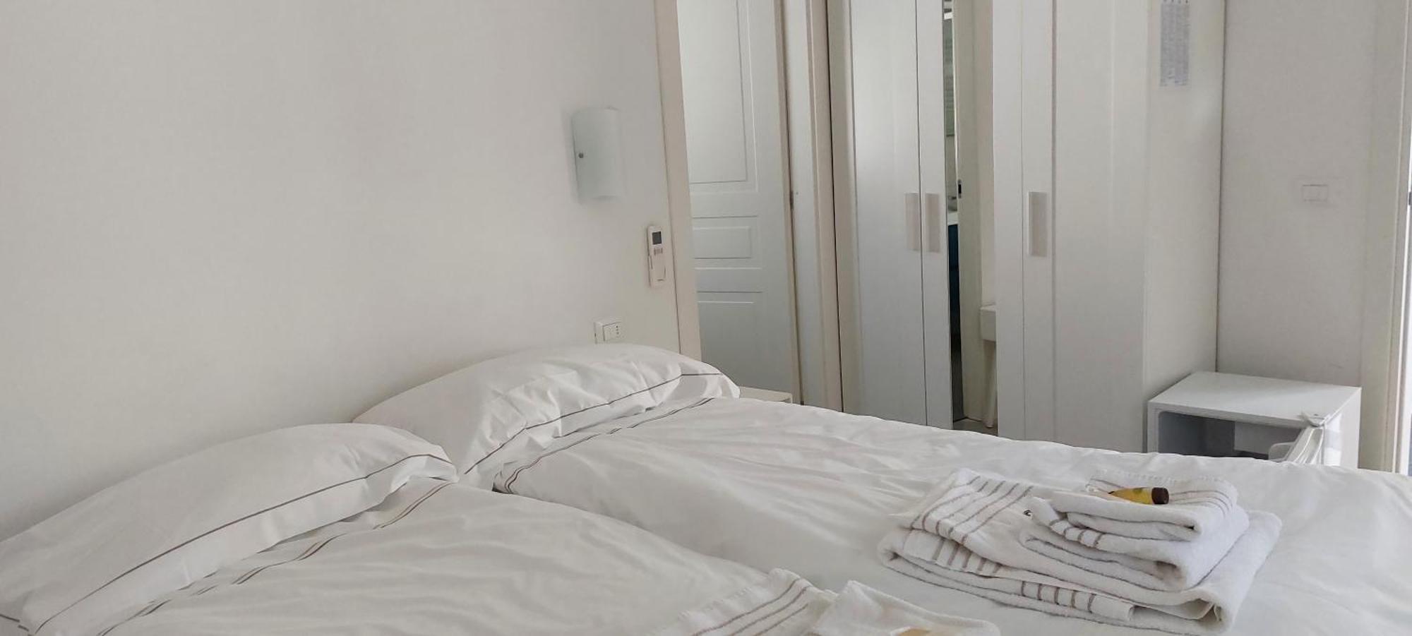 Casa Luigia Rooms Mtb In Finalborgo Bike Room Tour Ebike Trekking Finale Ligure Kültér fotó